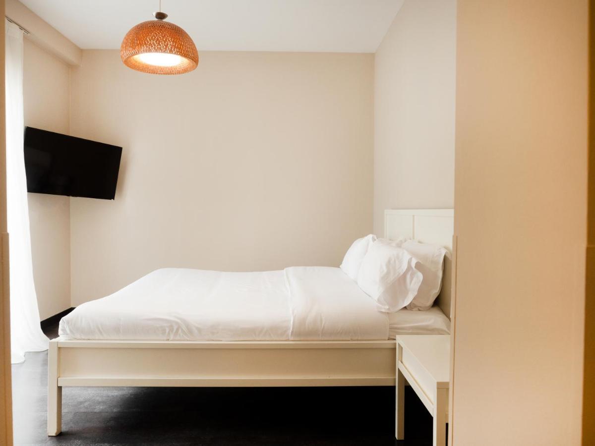 Lake Drive Rooms&Apartments تيرانا المظهر الخارجي الصورة
