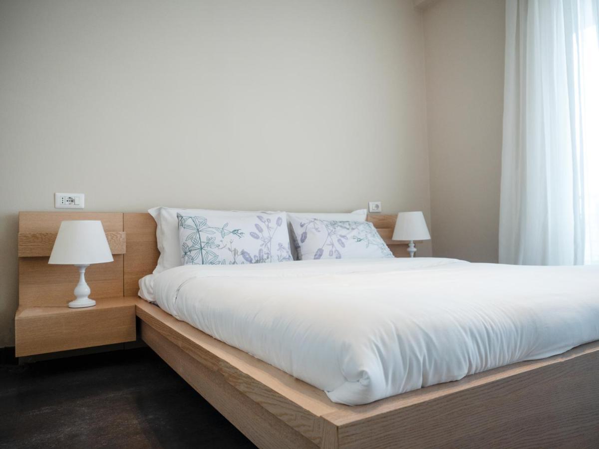 Lake Drive Rooms&Apartments تيرانا المظهر الخارجي الصورة